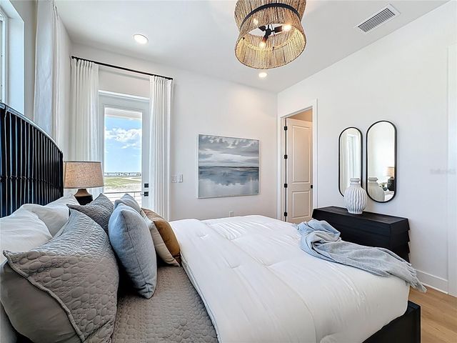 6105 WHITE MANGROVE LANE, Bradenton, FL 34210