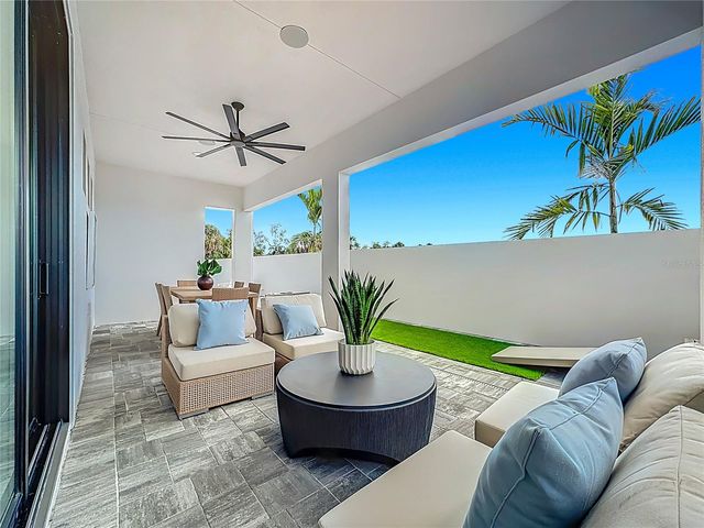 6105 WHITE MANGROVE LANE, Bradenton, FL 34210