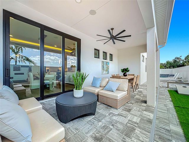 6105 WHITE MANGROVE LANE, Bradenton, FL 34210