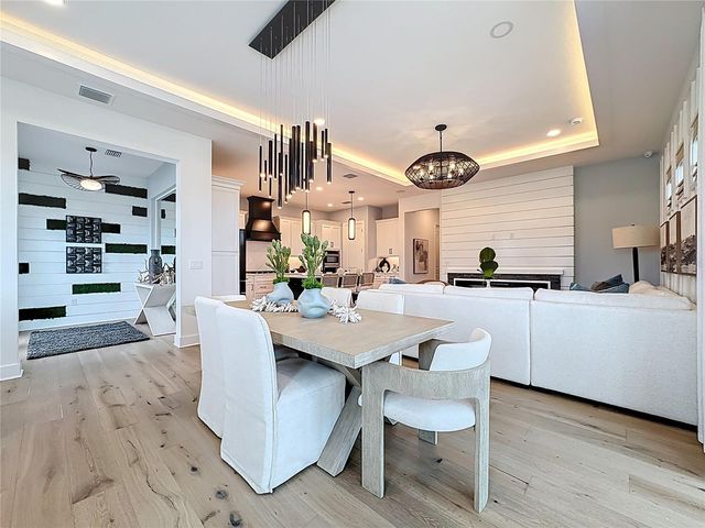 6105 WHITE MANGROVE LANE, Bradenton, FL 34210