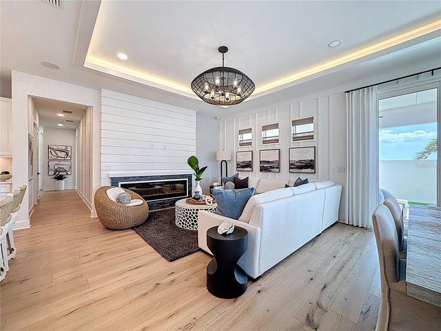 6105 WHITE MANGROVE LANE, Bradenton, FL 34210