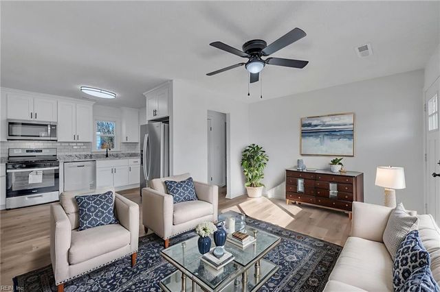 322 Avondale RD, Portsmouth, VA 23701