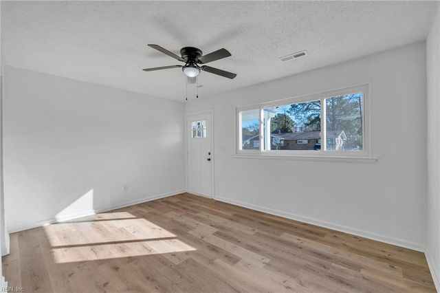 322 Avondale RD, Portsmouth, VA 23701