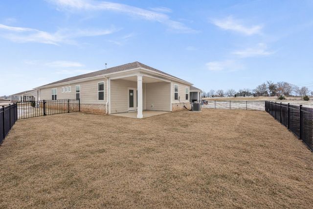 2354 Quinn Dr, White House, TN 37188