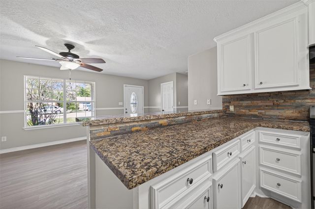 210 N Shirley Lane, Willis, TX 77378