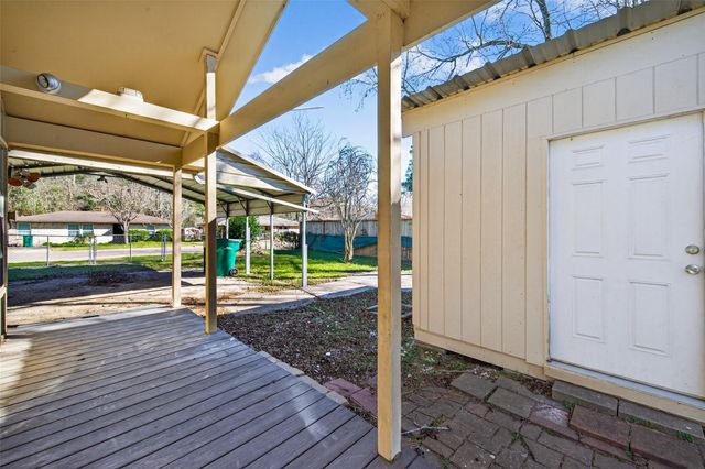 210 N Shirley Lane, Willis, TX 77378