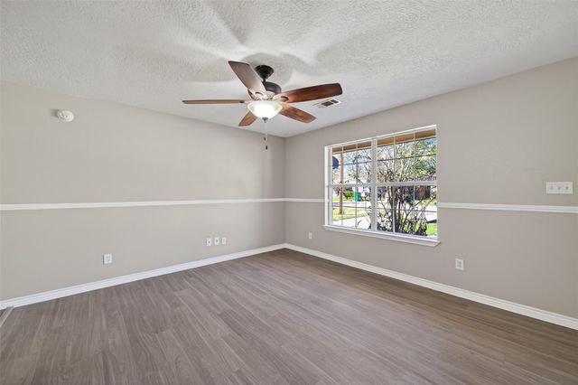 210 N Shirley Lane, Willis, TX 77378