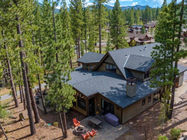 9098 Heartwood Drive, Truckee, CA 96161