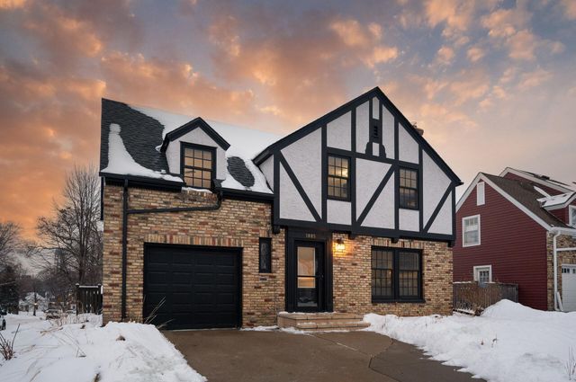 1885 Eleanor Avenue, Saint Paul, MN 55116