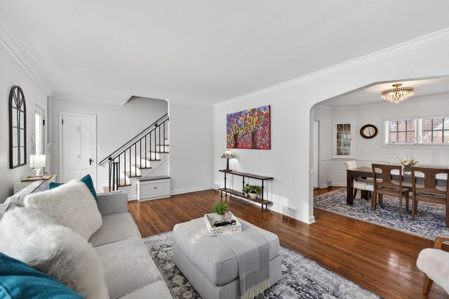 1885 Eleanor Avenue, Saint Paul, MN 55116