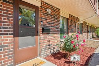1356 Greenhedge ROAD #C1, Pewaukee, WI 53072