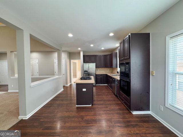 7172 Thoreau Circle, South Fulton, GA 30349