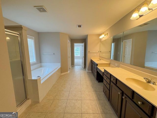 7172 Thoreau Circle, South Fulton, GA 30349