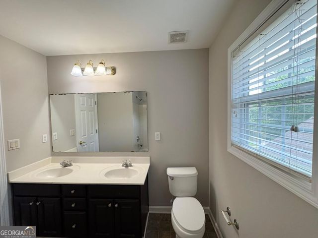 7172 Thoreau Circle, South Fulton, GA 30349