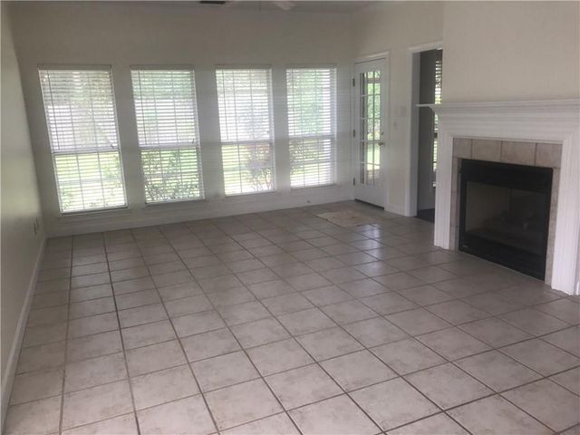 2324 Abbington Drive, Mobile, AL 36695