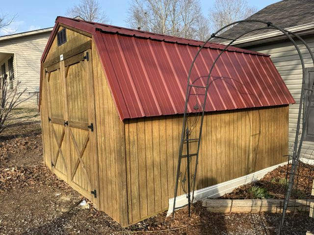 225 Lake Forrest Rd, Lynchburg, TN 37352