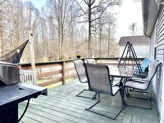 225 Lake Forrest Rd, Lynchburg, TN 37352