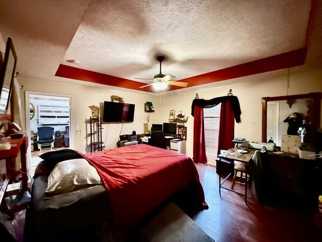 225 Lake Forrest Rd, Lynchburg, TN 37352