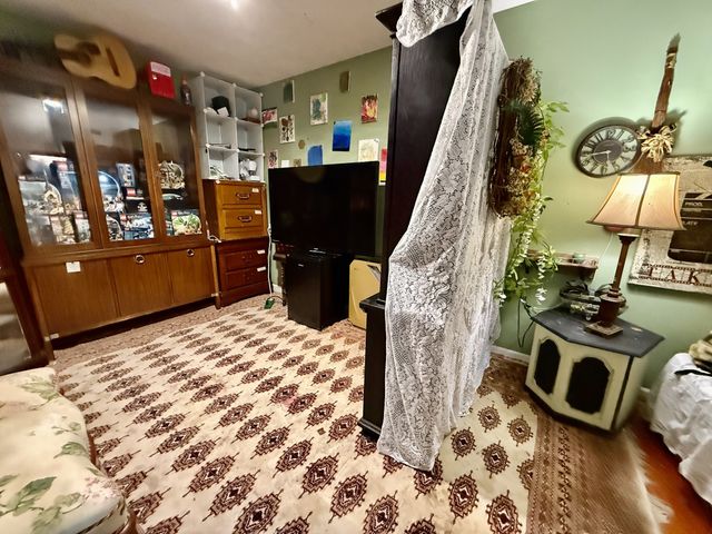 225 Lake Forrest Rd, Lynchburg, TN 37352