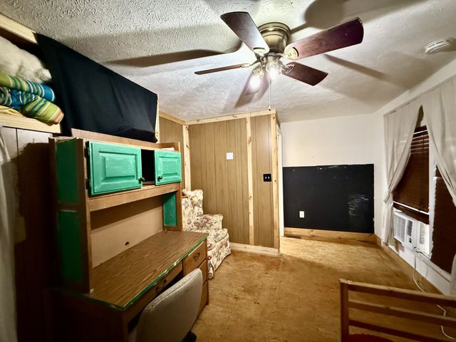 225 Lake Forrest Rd, Lynchburg, TN 37352