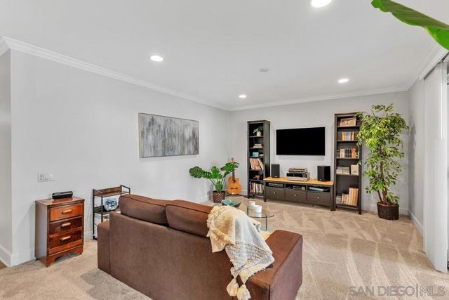 3116 Via Alicante G, La Jolla, CA 92037