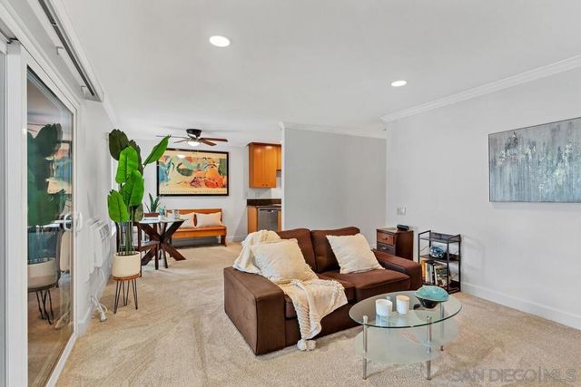 3116 Via Alicante G, La Jolla, CA 92037