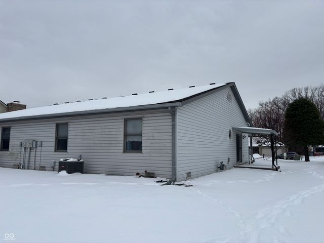 114 Mackinac Court, Indianapolis, IN 46227