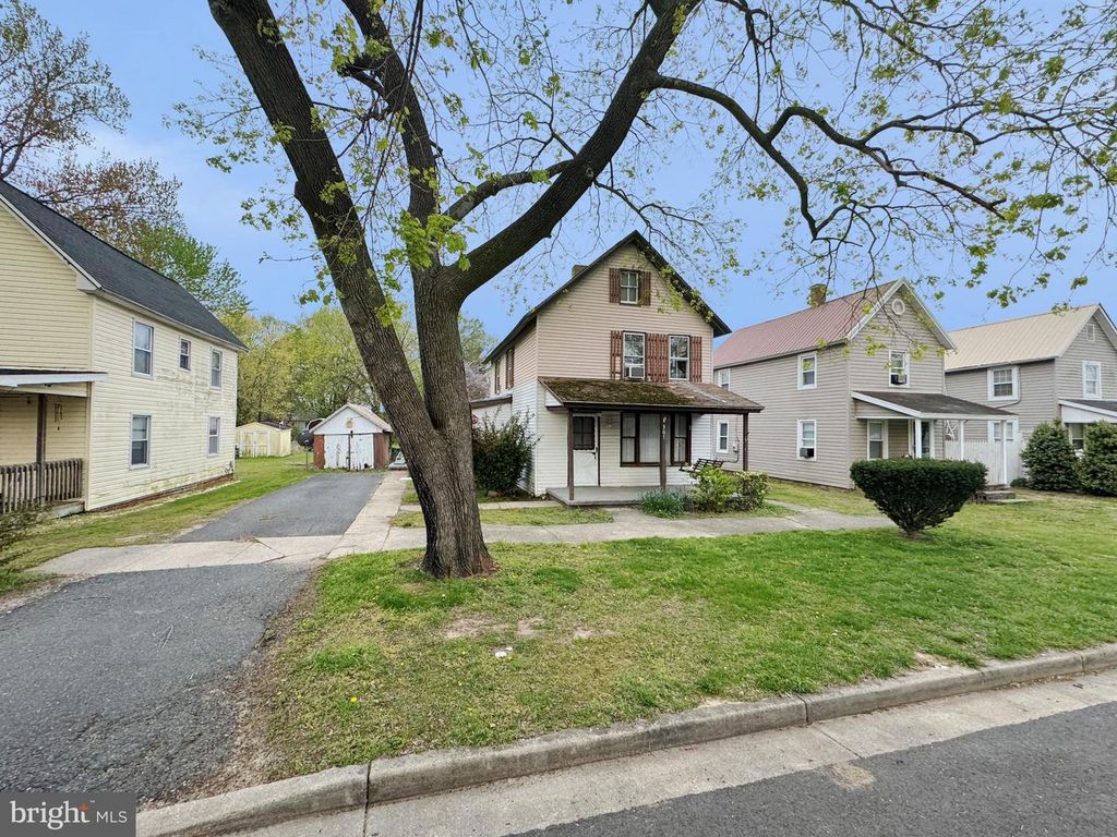 307 CAROLINE AVE, Ridgely, MD 21660