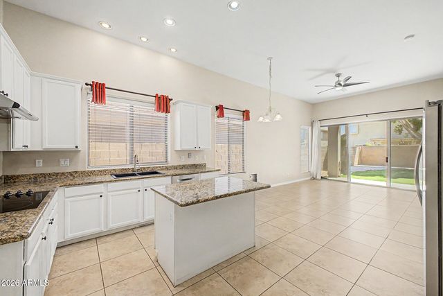 3123 E AMBER RIDGE Way, Phoenix, AZ 85048