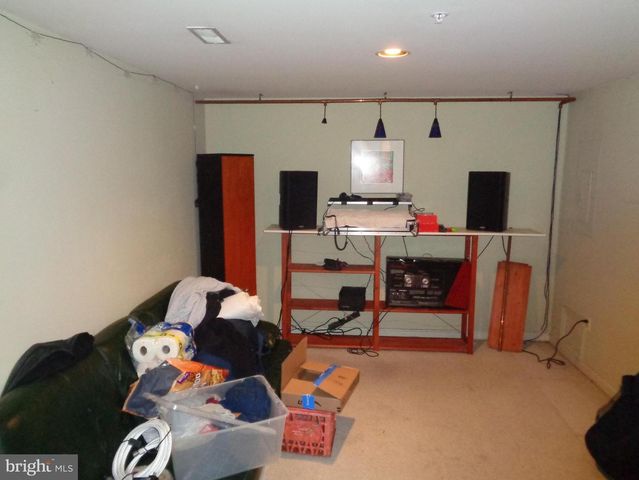 6515 POLYNESIAN LN, Glen Burnie, MD 21060