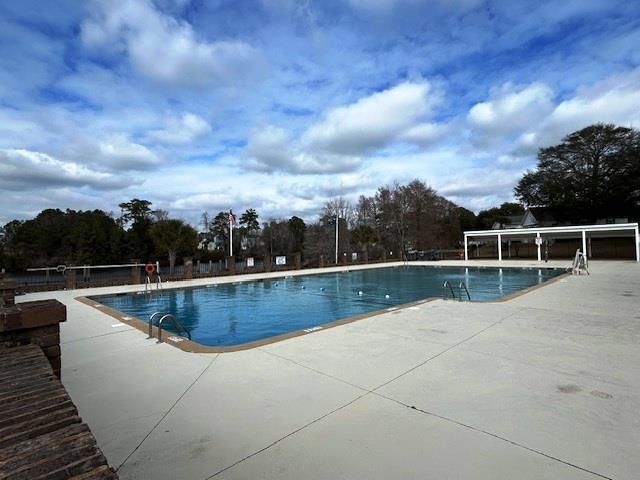 6 Robin Ave., Myrtle Beach, SC 29572