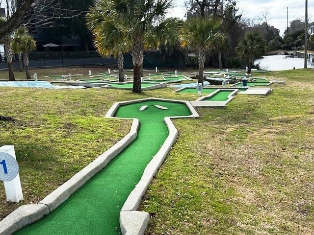 6 Robin Ave., Myrtle Beach, SC 29572