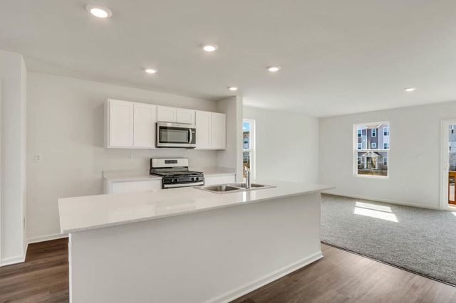 2648 Arrowhead Drive, Pingree Grove, IL 60140