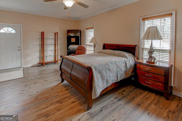 500 SE Nicole Court, Conyers, GA 30094