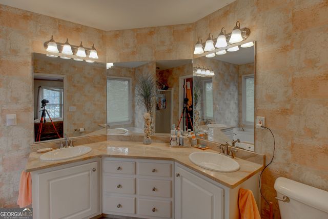 500 SE Nicole Court, Conyers, GA 30094