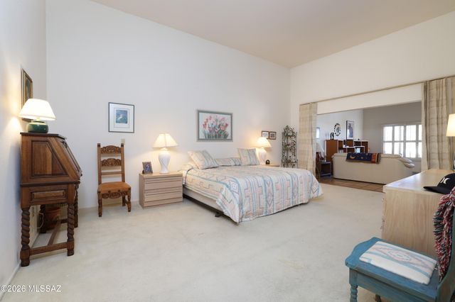 8556 N Arnold Palmer Drive, Tucson, AZ 85742