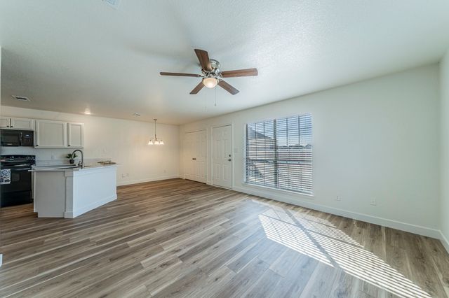 317 Jennifer Court, Weatherford, TX 76086