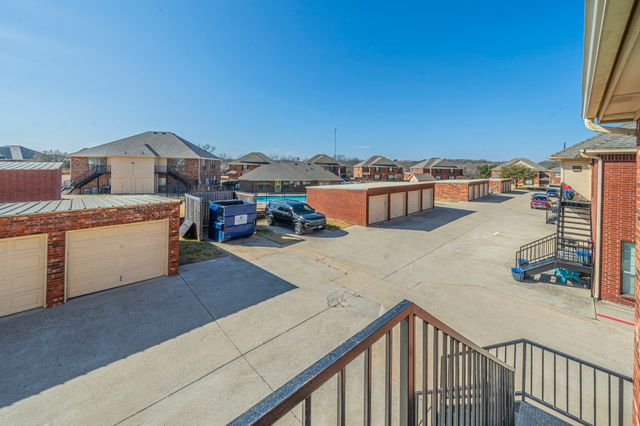 317 Jennifer Court, Weatherford, TX 76086