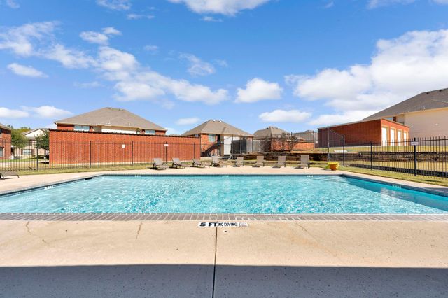 317 Jennifer Court, Weatherford, TX 76086