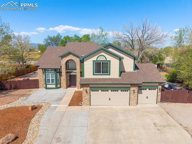 7110 Sand Trap Drive, Colorado Springs, CO 80925