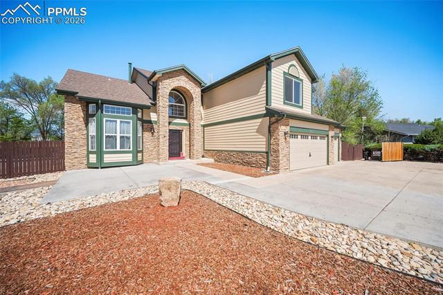 7110 Sand Trap Drive, Colorado Springs, CO 80925