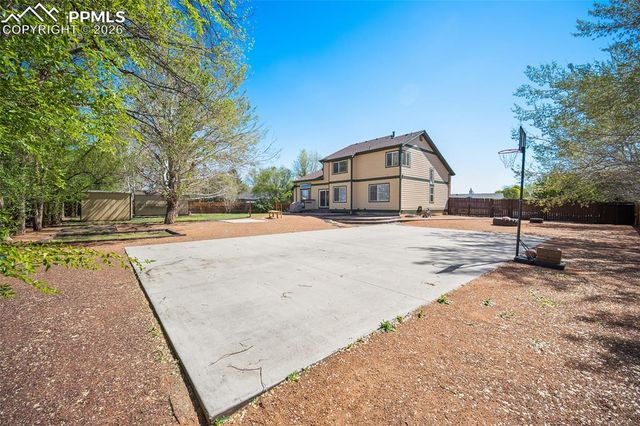 7110 Sand Trap Drive, Colorado Springs, CO 80925
