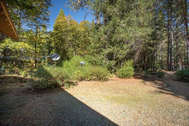 8945 Holmes Way, Brownsville, CA 95919