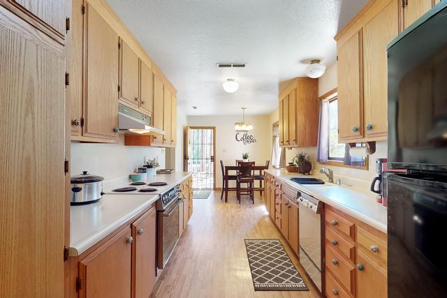 8945 Holmes Way, Brownsville, CA 95919