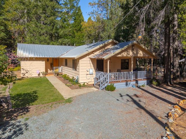 8945 Holmes Way, Brownsville, CA 95919