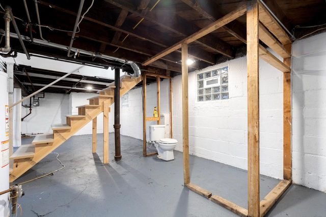 1320 S 64th STREET, West Allis, WI 53214