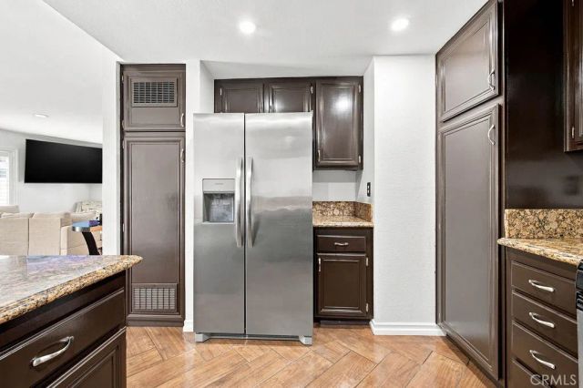 25114 Steinbeck Avenue B, Stevenson Ranch, CA 91381