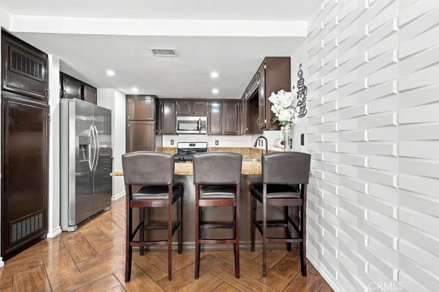 25114 Steinbeck Avenue B, Stevenson Ranch, CA 91381