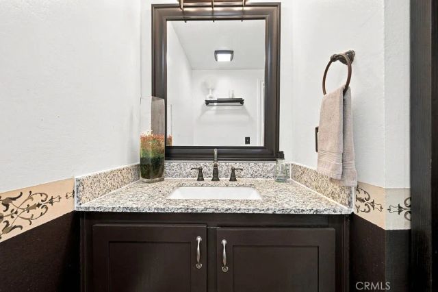 25114 Steinbeck Avenue B, Stevenson Ranch, CA 91381