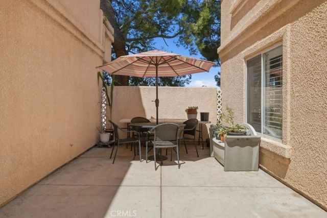 25114 Steinbeck Avenue B, Stevenson Ranch, CA 91381
